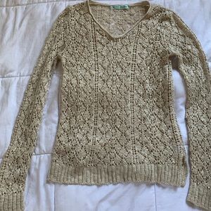 Maurices sweater